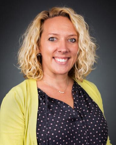 Leeanne Poist headshot